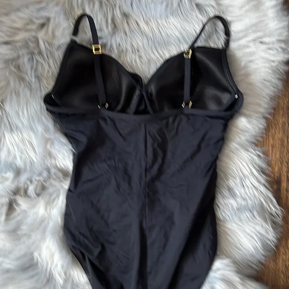 LaBlanca one piece bathing suit